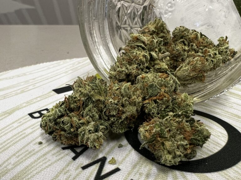 Buy Chemdawg Weed Strain