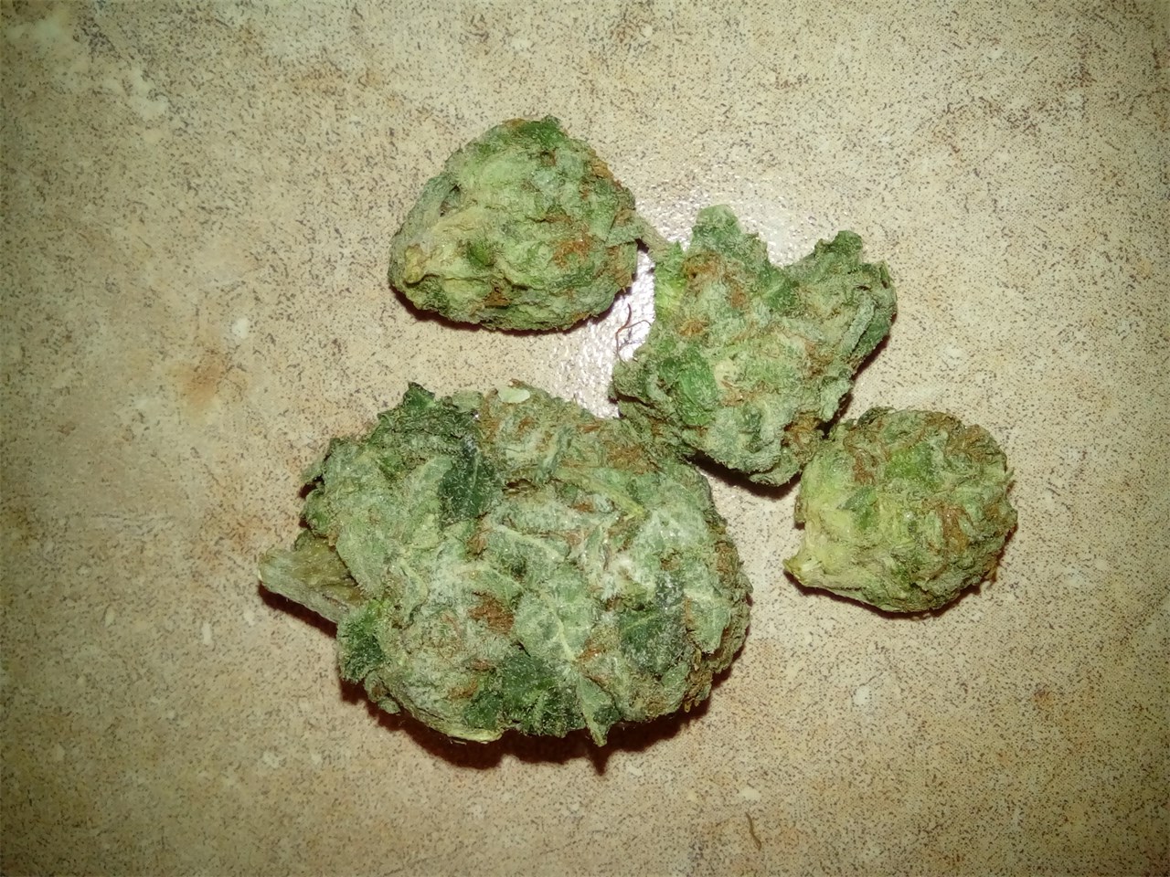 Buy Super Green Crack Weed Strain